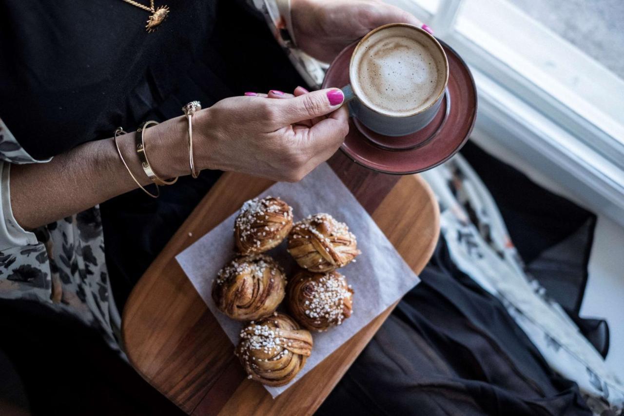 Radisson Collection, Strand Hotel, Stockholm Ngoại thất bức ảnh Coffee and Swedish saffron buns