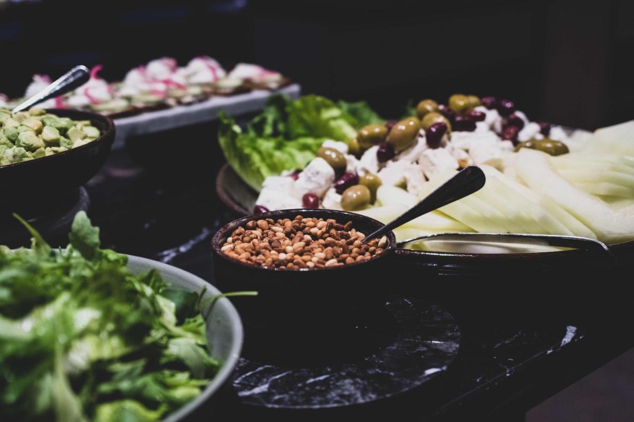 Radisson Collection, Strand Hotel, Stockholm Ngoại thất bức ảnh A salad bar